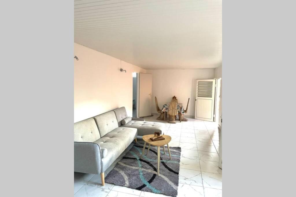 Appartement Maénorah 30s de la belle plage Carbetienne à Le Carbet Extérieur photo